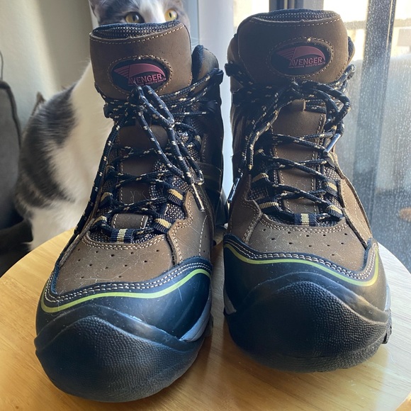 Work boot size 6 - Picture 3 of 3